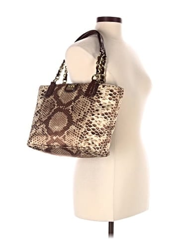 Coach Shoulder Bag (view 2)