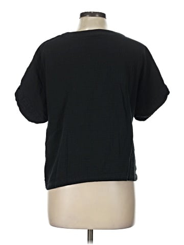Universal Thread Short Sleeve T-Shirt (view 2)