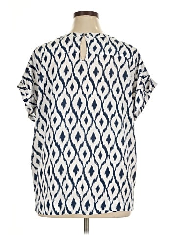 Violet & Claire Short Sleeve Blouse (view 2)