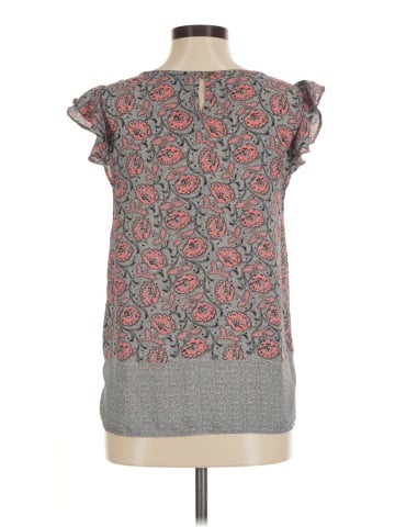 Sweet Rain Sleeveless Blouse (view 2)