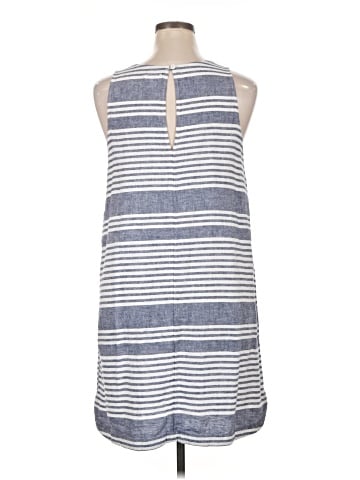 Old Navy Casual Dress (view 2)