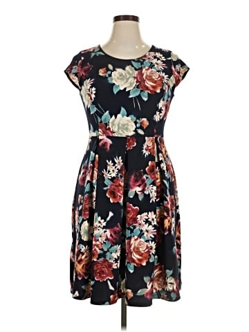 Gilli Casual Dress (view 1)