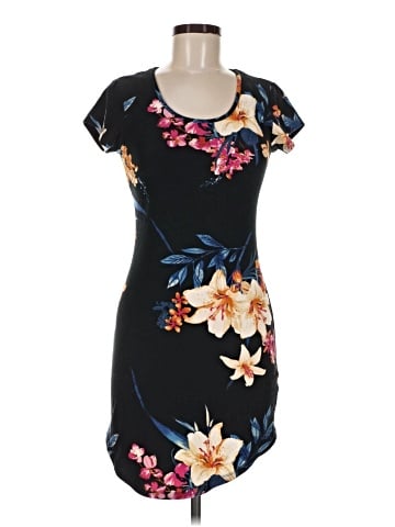 Derek Heart Casual Dress (view 1)