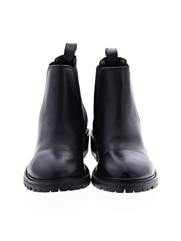 Steve Madden Ankle Boots (view 2)