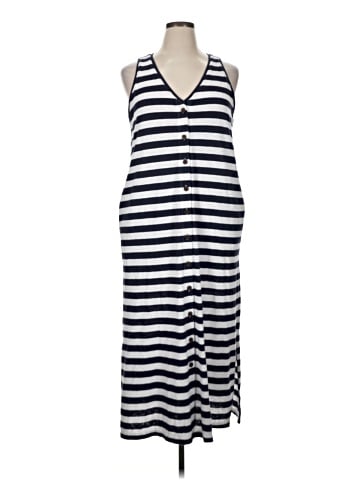 Old Navy Casual Dress (view 1)