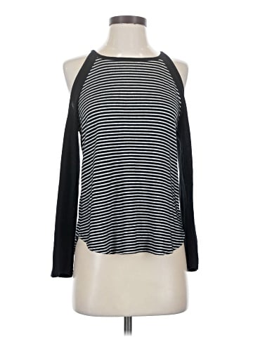 H.I.P. Happening in the Present Sleeveless T-Shirt (view 1)