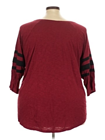 Torrid 3/4 Sleeve T-Shirt (view 2)