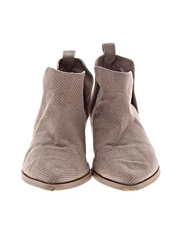 Universal Thread Ankle Boots (view 2)