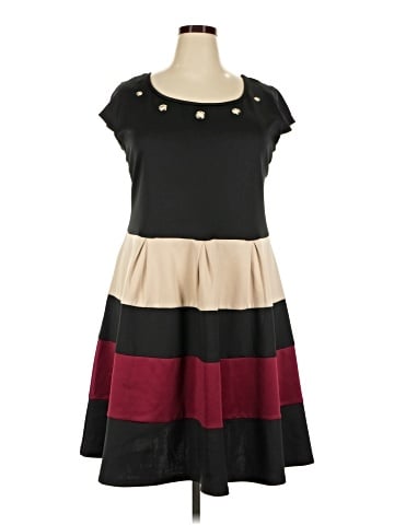 Karin Stevens Casual Dress (view 1)