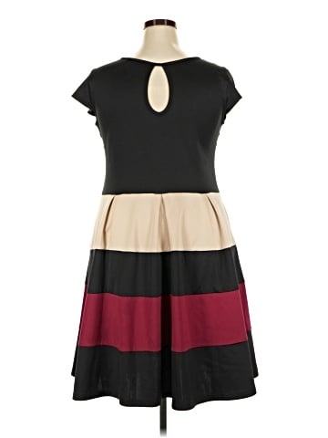 Karin Stevens Casual Dress (view 2)