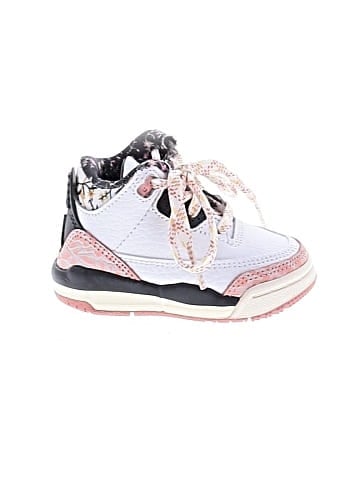 Air Jordan 3 Retro "Vintage Floral" Sneakers (view 1)