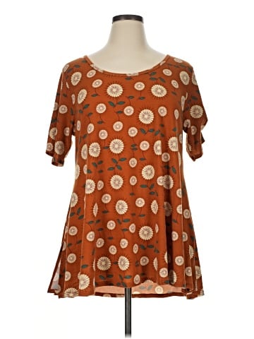 Lularoe Short Sleeve T-Shirt (view 1)