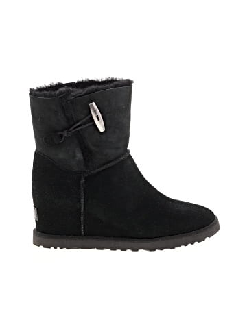 Ugg Boots (view 1)