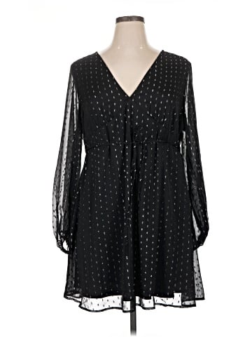 Old Navy Casual Dress (view 1)