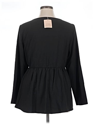 BLOOMCHIC 3/4 Sleeve Blouse (view 2)