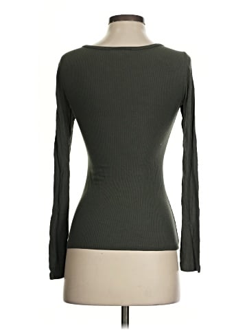 Fashion Nova Long Sleeve T-Shirt (view 2)
