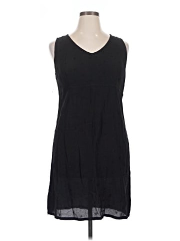 New York & Company Sleeveless T-Shirt (view 1)