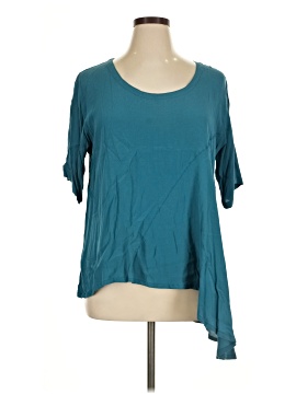 Tienda Ho 3/4 Sleeve Top (view 1)