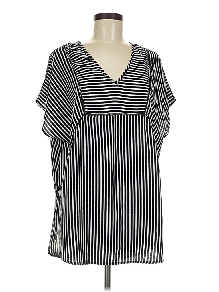 Pre-owned Xhilaration Short Sleeve T-shirt In Black