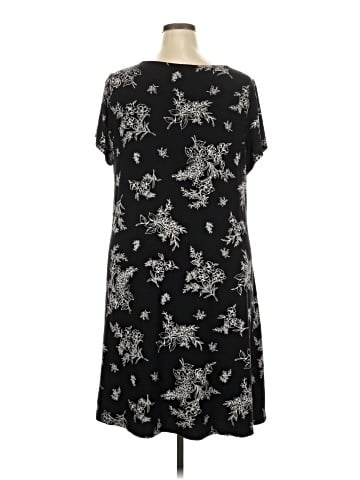 Old Navy Casual Dress (view 2)
