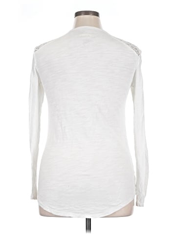 Earth Yoga Long Sleeve Top (view 2)