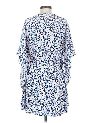 Cupcakes & Cashmere Casual Dress (view 2)