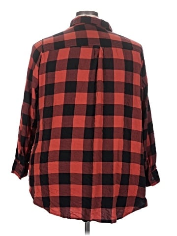 Terra & Sky 3/4 Sleeve Button-Down Shirt (view 2)