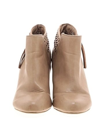 REPORT Wedges (view 2)