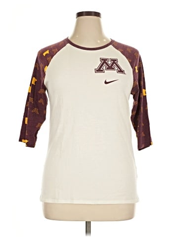 Nike 3/4 Sleeve T-Shirt (view 1)