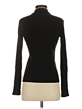 Uniqlo Long Sleeve Turtleneck (view 2)