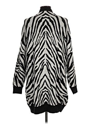 BLOOMCHIC Cardigan (view 2)