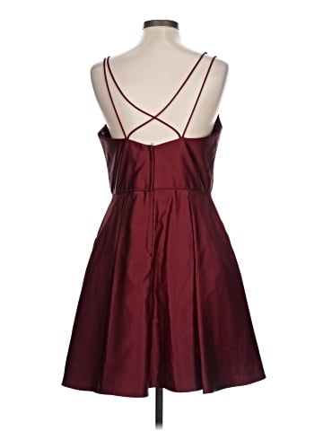 Blondie Nites Cocktail Dress (view 2)