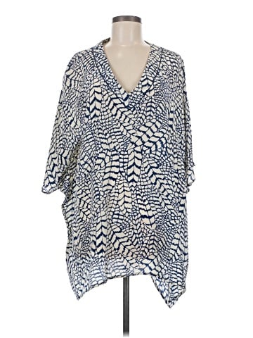 Tolani 3/4 Sleeve Blouse (view 1)