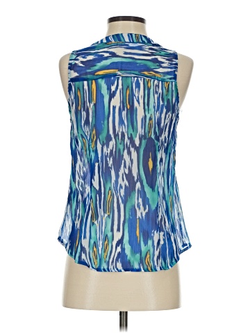 Kenar Sleeveless Blouse (view 2)