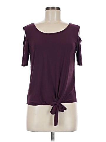 Star Vixen Short Sleeve Top (view 1)
