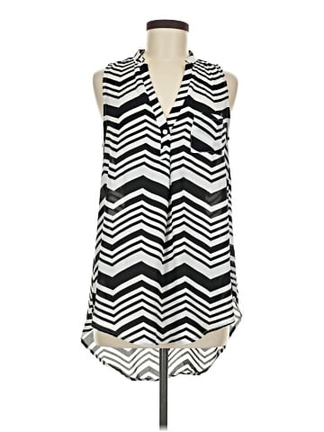 Cha Cha Vente Sleeveless Blouse (view 1)