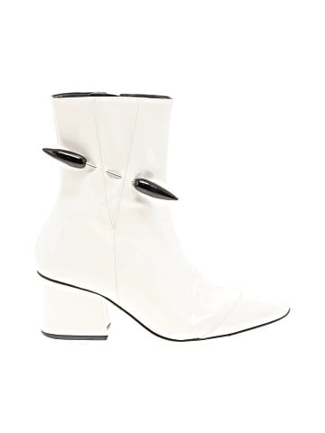 Dorateymur Ankle Boots (view 1)
