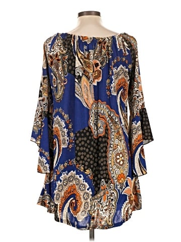 Win Win 3/4 Sleeve Blouse (view 2)