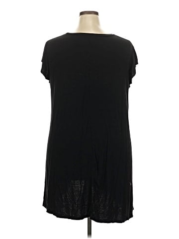 Coco + Carmen Sleeveless T-Shirt (view 2)