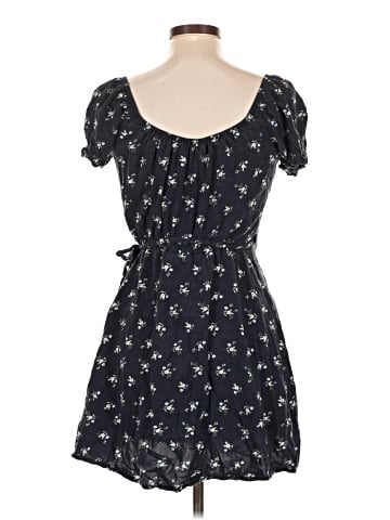 Hollister Casual Dress (view 2)