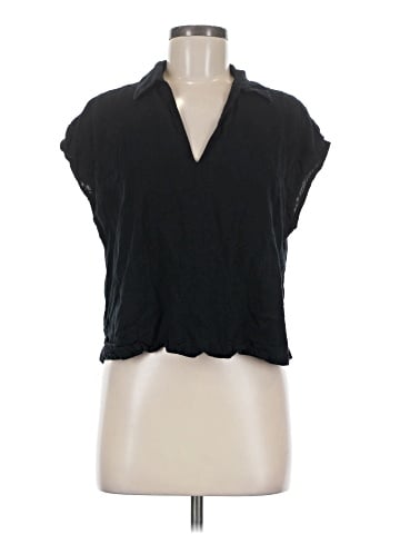 Old Navy Sleeveless T-Shirt (view 1)