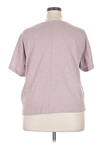 Old Navy Short Sleeve T-Shirt (view 2)