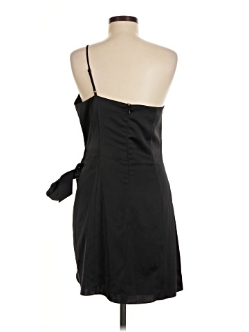 Gianni Bini Cocktail Dress (view 2)
