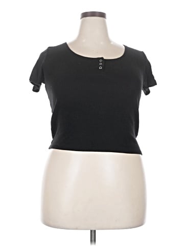 No Boundaries Short Sleeve Henley (view 1)