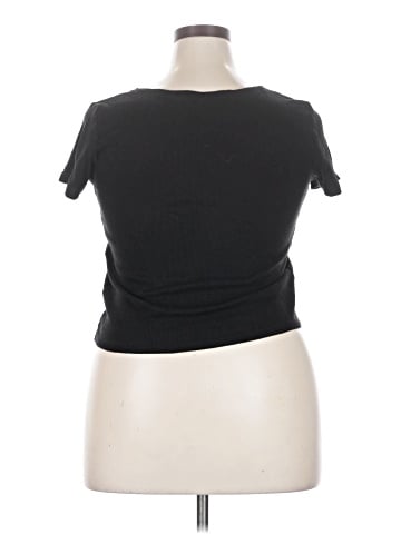 No Boundaries Short Sleeve Henley (view 2)