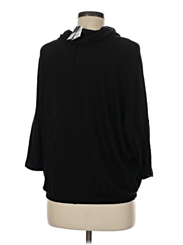 Chelsea & Theodore Short Sleeve Turtleneck (view 2)