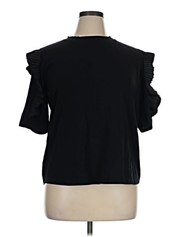 ELOQUII Elements Short Sleeve Turtleneck (view 1)