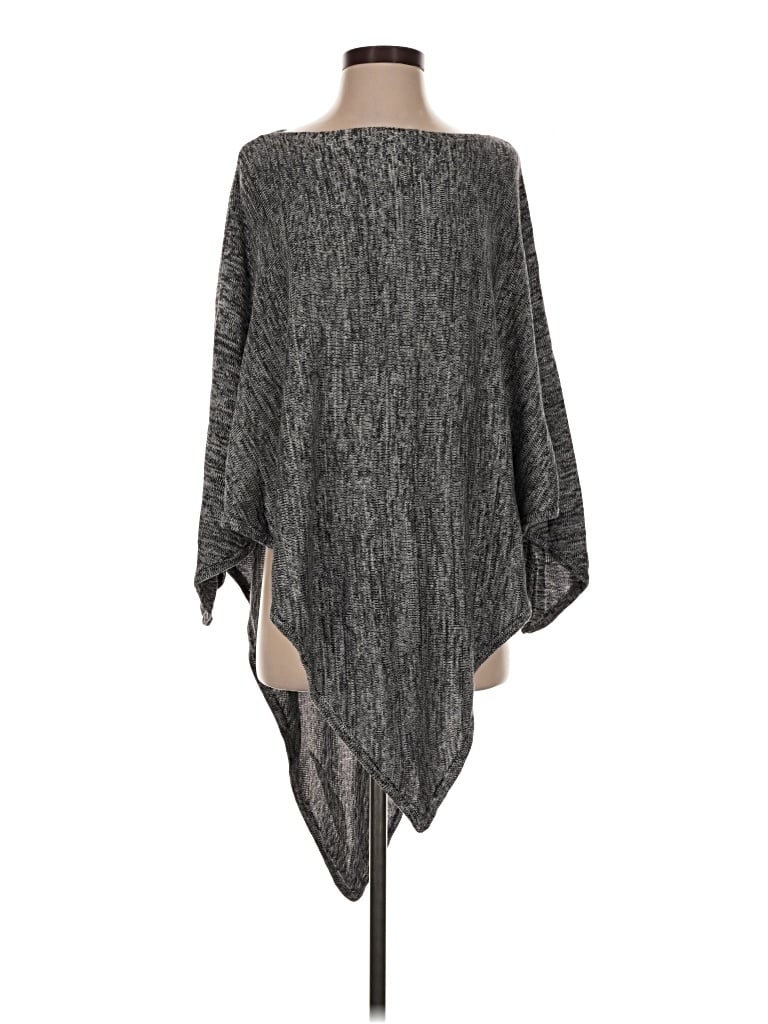 Pre-owned Lululemon Athletica Poncho In Gray