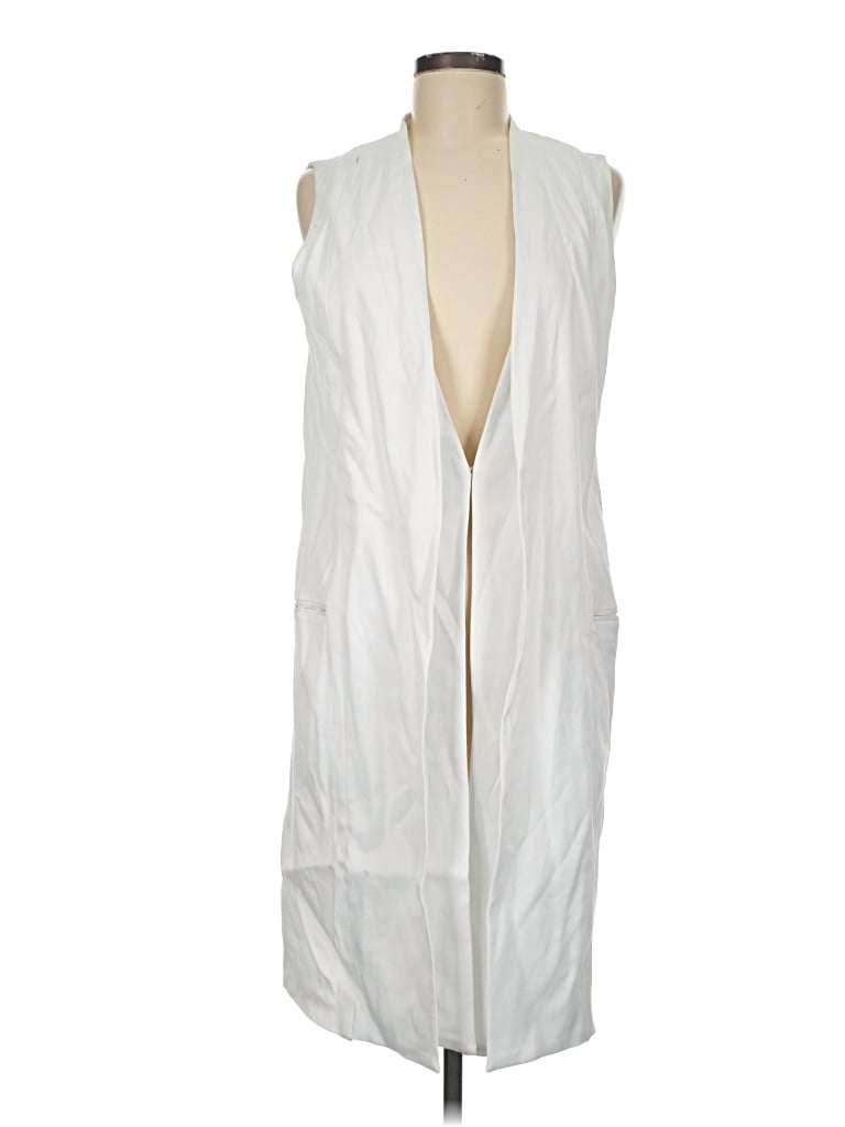 Pre-owned Bcbgmaxazria Vest In White