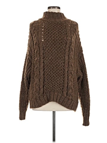 Universal Thread Turtleneck Sweater (view 1)